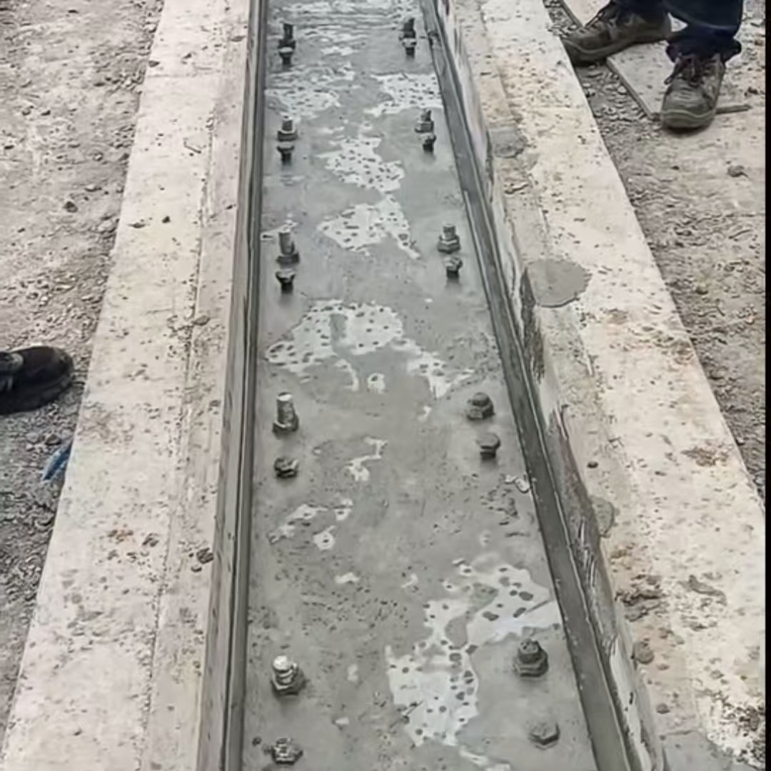 永定港口码头起重机龙门吊重型机械设备稳固用早强快凝轨道胶泥