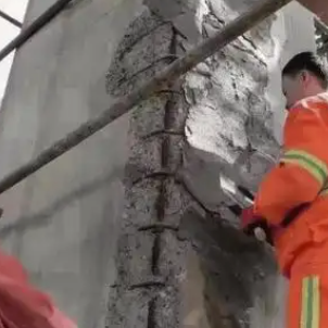 永定梁板柱楼梯空洞蜂窝剥落露筋等表面破损修补用高强聚合物修补砂浆